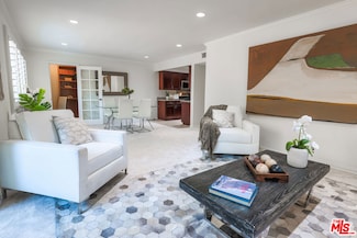 6700 Hillpark Dr Unit 204, Los Angeles, CA 90068
