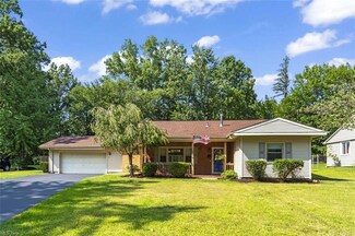 346 Callahan Rd, Canfield, OH 44406