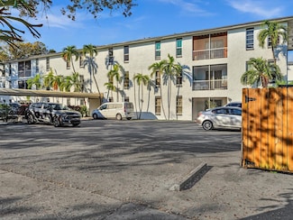 215 NE 16th Ave Unit 203, Fort Lauderdale, FL 33301