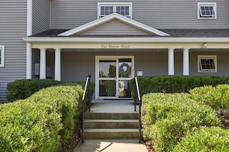1 Lauren Ct Unit 62, Methuen, MA 01844
