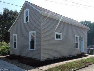 1109 W 11th St, Cleveland, OH 44113