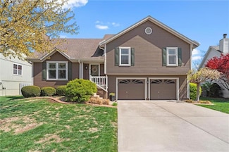 341 NE Dreamweaver Ave, Lees Summit, MO 64086