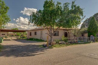 428 Sandia View Rd NW, Los Ranchos, NM 87107