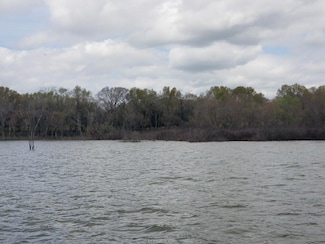159 Lcr 890, Jewett, TX 75846