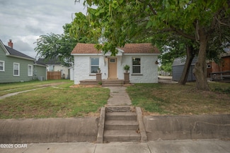 2118 S Jackson Ave, Joplin, MO 64804