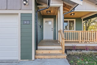 1410 Windsor Ave, Centralia, WA 98531