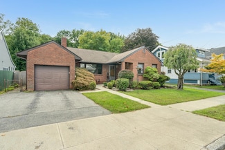 42 Clark St, Poughkeepsie, NY 12601