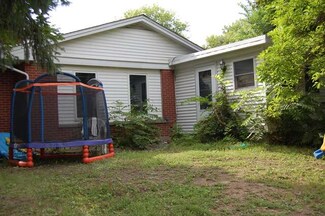 37534 N Dilleys Rd, Wadsworth, IL 60083