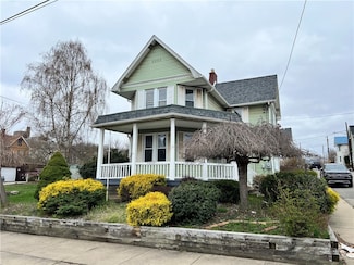 313 E 9th Ave, Tarentum, PA 15084