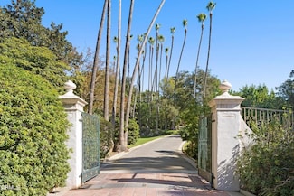 262 S San Rafael Ave, Pasadena, CA 91105