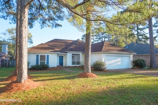 402 Forest Ln, Ridgeland, MS 39157
