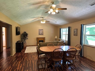 5798 State Highway Bb, Seymour, MO 65746