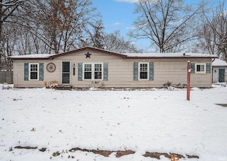 30077 Oriole St, Elkhart, IN 46517