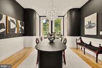 100 W St NW, Washington, DC 20001