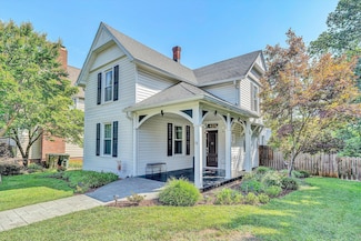 428 N Broad St, Salem, VA 24153