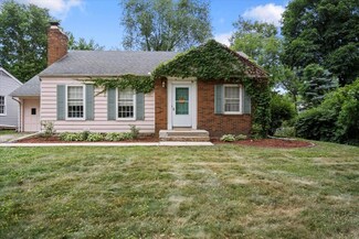 816 Manchester Rd, Normal, IL 61761