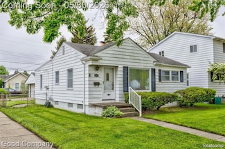 405 Charlevoix St, Clawson, MI 48017