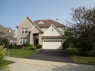 158 Colonial Dr, Vernon Hills, IL 60061
