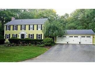 20 Signal Ridge Way, East Greenwich, RI 02818