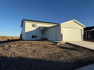 3740 Haralson Ln, Rapid City, SD 57703