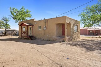 711 Hardy Ave SW, Albuquerque, NM 87105