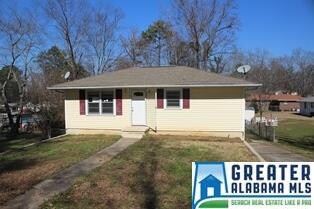 207 Parker Blvd, Weaver, AL 36277