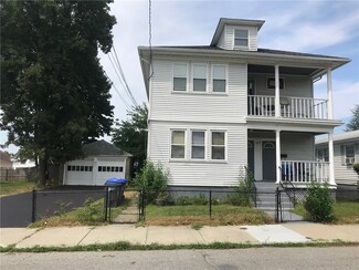 68 Gray St, Providence, RI 02909