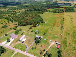 8850 E Tower Rd, Ponca City, OK 74604