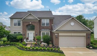 1061 Hamilton Dr, Broadview Heights, OH 44147