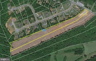 1 Diamond Hill Rd, Moneta, VA 24121