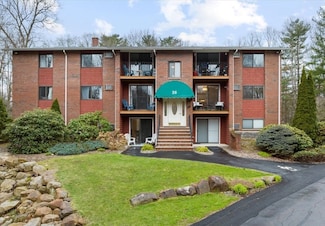 26 Fuller Rd Unit 4, Foxboro, MA 02035