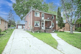 1109 Division St, Green Bay, WI 54303