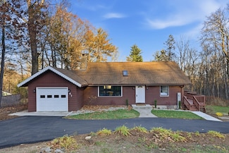 161 General Knox Rd, Russell, MA 01071