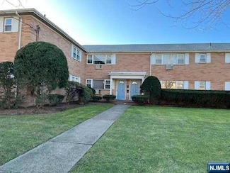 1-10 Virginia Dr Unit A, Fair Lawn, NJ 07410