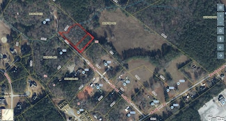 122/124 Lollis Rd, Greenwood, SC 29649