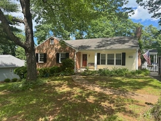 2012 Longwood Rd, Lynchburg, VA 24503
