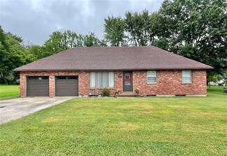 1707 E 7th St, Trenton, MO 64683