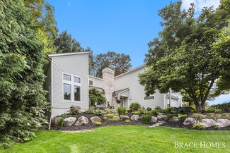 2424 Carrington Rd NE Unit 22, Grand Rapids, MI 49525