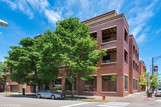3207 N Clifton Ave Unit 301, Chicago, IL 60657