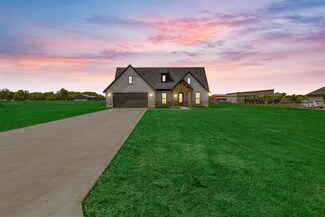 640 Ewing Rd, Ferris, TX 75125
