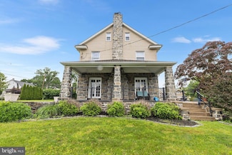 225 Wayne Ave, Lansdowne, PA 19050