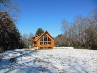 240 E Longmeadow Rd, Hampden, MA 01036