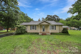 223 Toddville Rd, Charlotte, NC 28214
