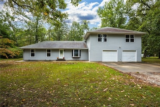 10675 E 850th Ave, Watson, IL 62473