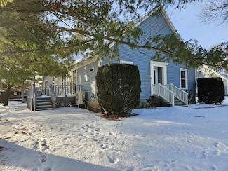 26 Overbrook Dr, Middlebury, VT 05753
