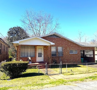 9 Ray St, Natchez, MS 39120
