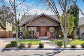 212 E Colorado Blvd, Monrovia, CA 91016