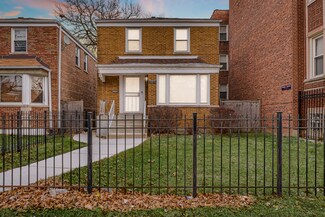 8933 S Justine St, Chicago, IL 60620