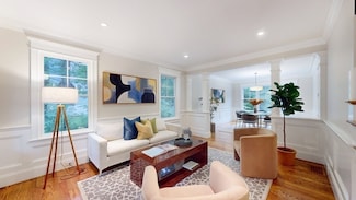 69 Pilgrim Rd, Concord, MA 01742