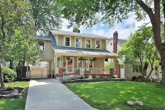 203 Winthrop Rd, Columbus, OH 43214